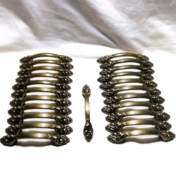 Lot of 23-Vintage Amerock Fruit Design Drawer/Cabinet Pulls-Screws Inc. - Picture 2 of 11